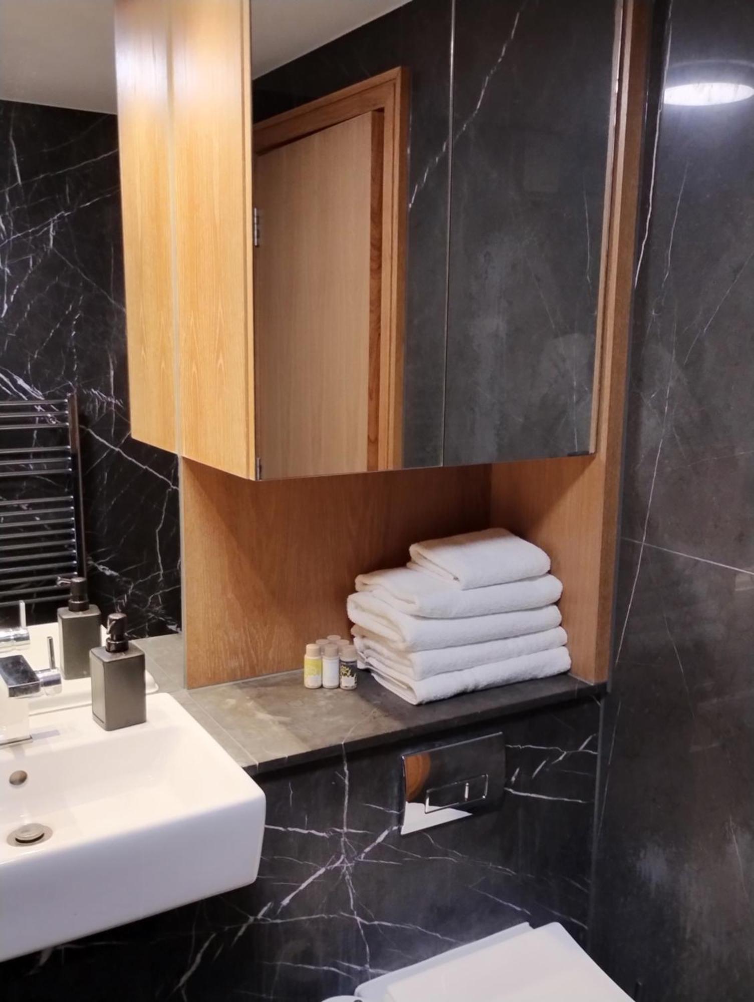 Apartament Westwood House *