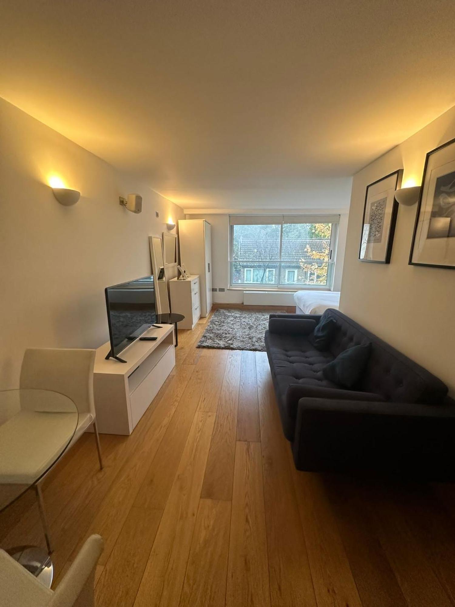 Apartament Westwood House *