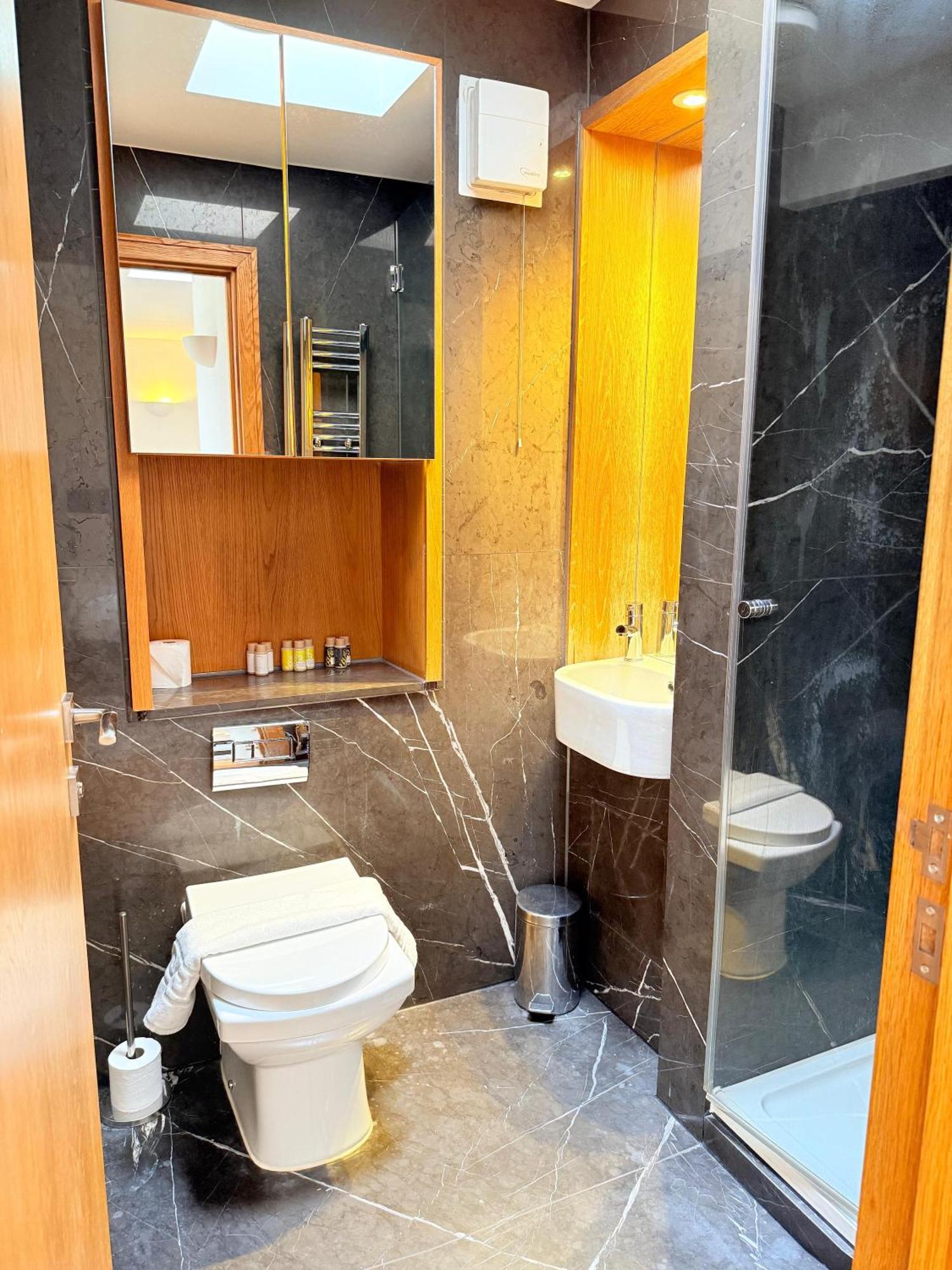 Apartament Westwood House *